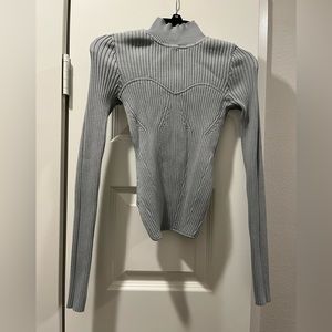 Zara sweater size Small
